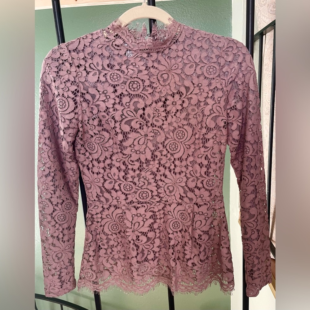 H&M Mauve Lace Blouse (XS)